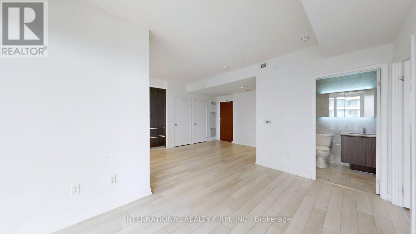 1907 - 117 Mcmahon Drive, Toronto (Bayview Village), Ontario  M2K 0E4 - Photo 6 - C12756352