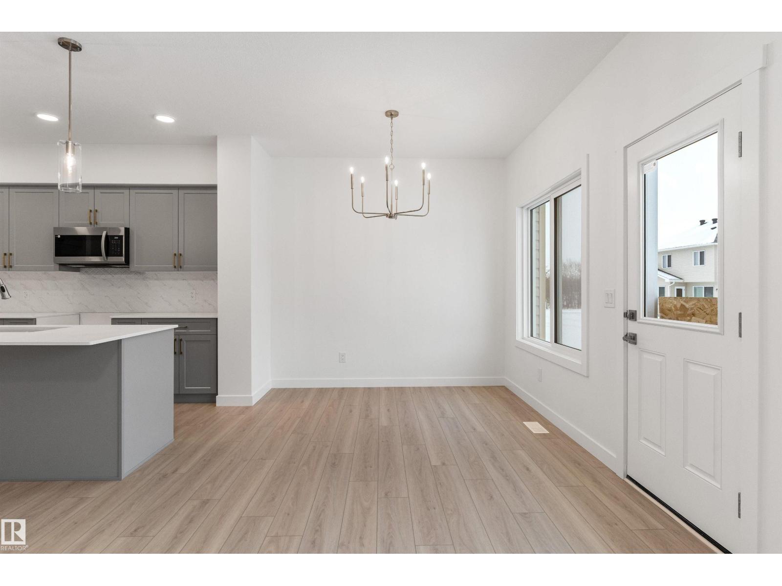 913 19 Av Nw, Edmonton, Alberta  T6T 2X4 - Photo 13 - E4471922