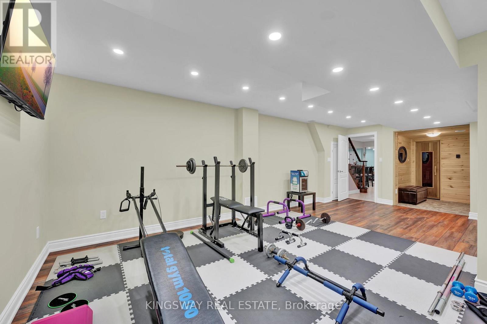 70 Bond Crescent, Richmond Hill (Oak Ridges), Ontario  L4E 3K4 - Photo 34 - N12756334