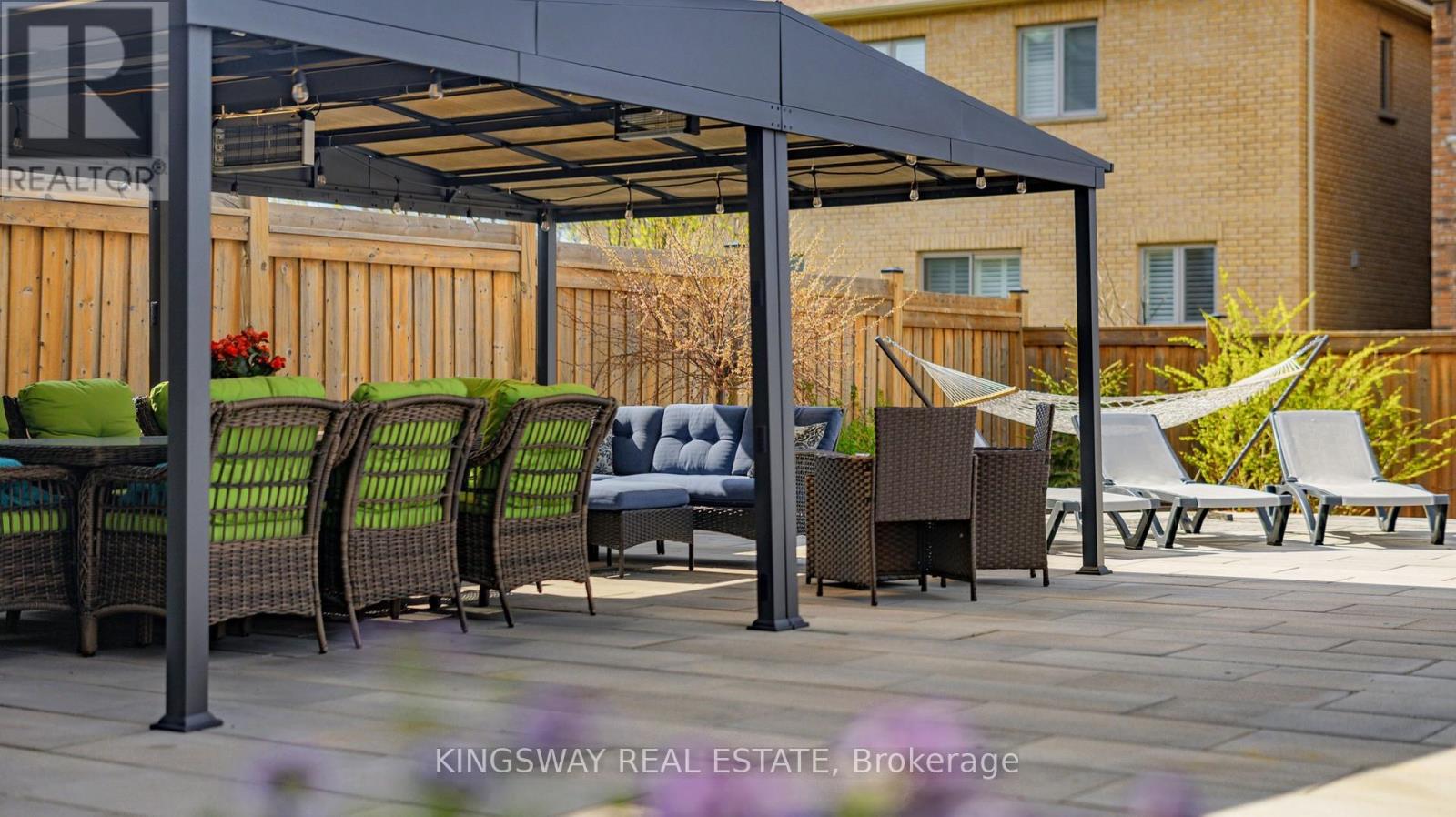 70 Bond Crescent, Richmond Hill (Oak Ridges), Ontario  L4E 3K4 - Photo 38 - N12756334