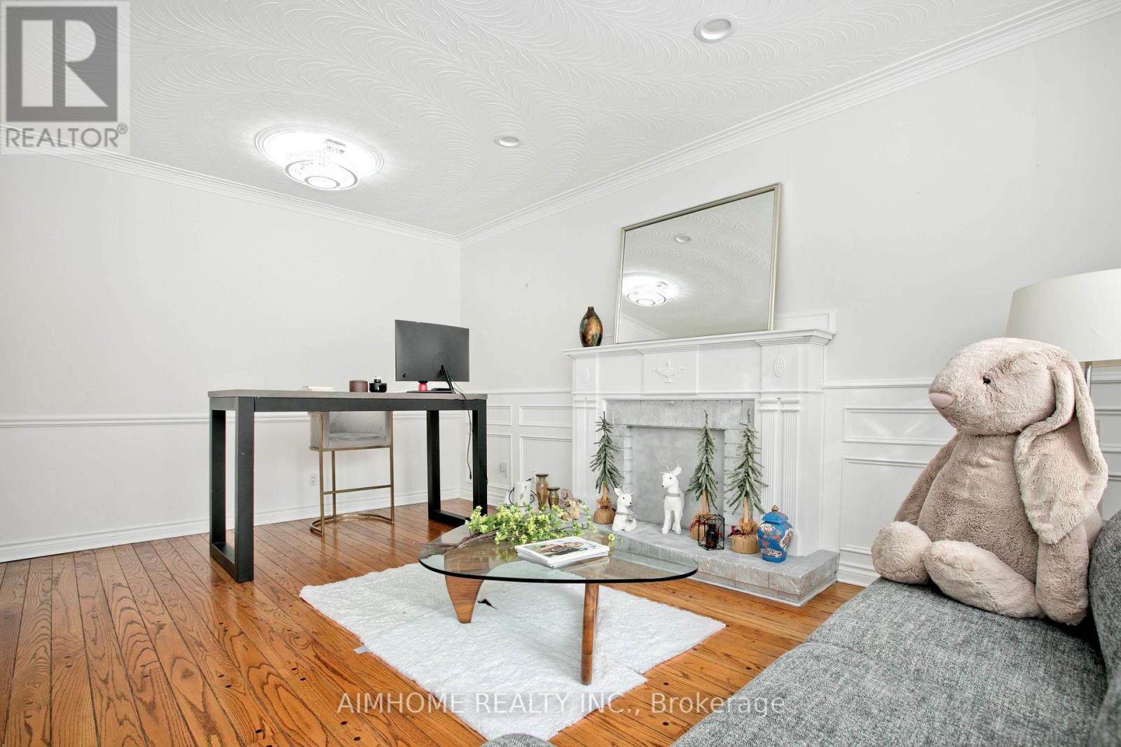 12a Mauro Court, Richmond Hill (Doncrest), Ontario  L4B 3J8 - Photo 10 - N12756380