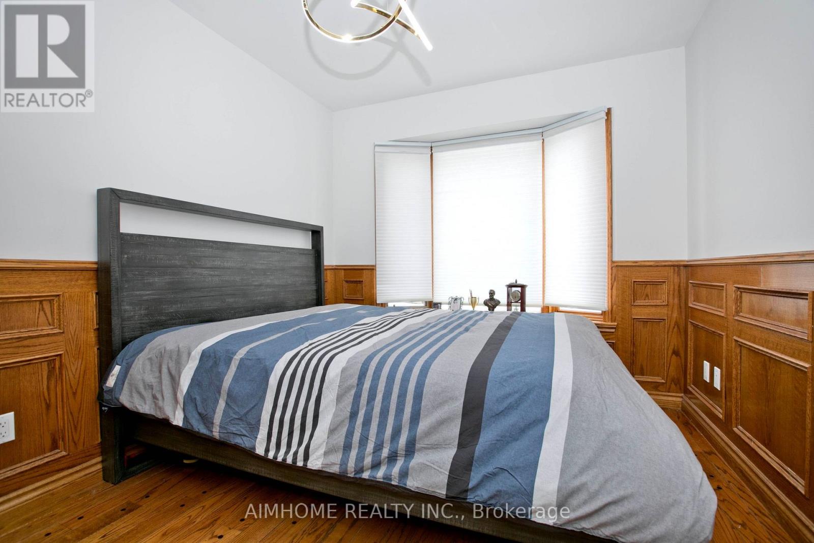 12a Mauro Court, Richmond Hill (Doncrest), Ontario  L4B 3J8 - Photo 19 - N12756380