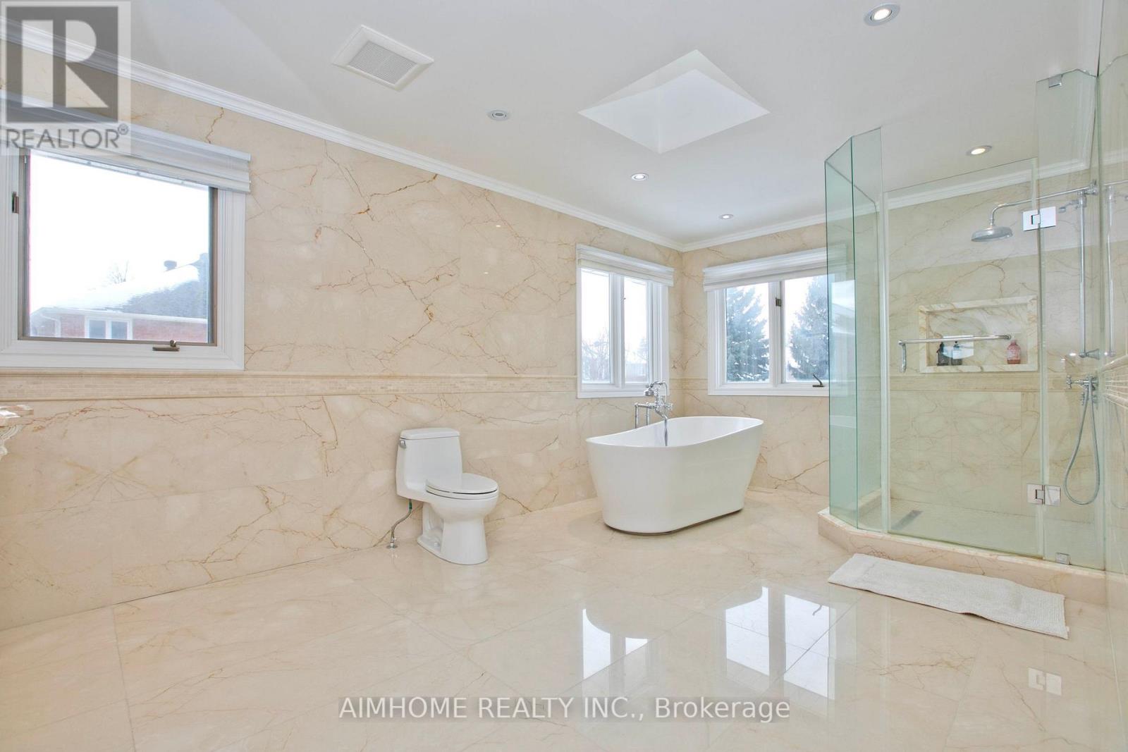 12a Mauro Court, Richmond Hill (Doncrest), Ontario  L4B 3J8 - Photo 26 - N12756380