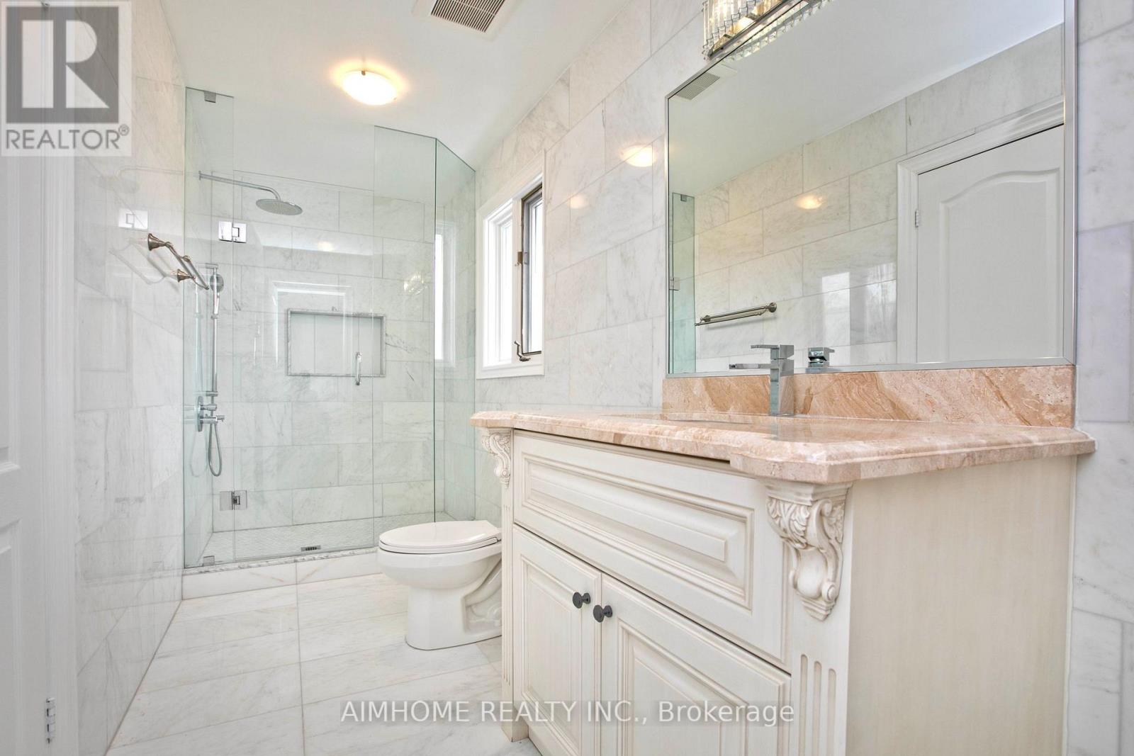 12a Mauro Court, Richmond Hill (Doncrest), Ontario  L4B 3J8 - Photo 32 - N12756380