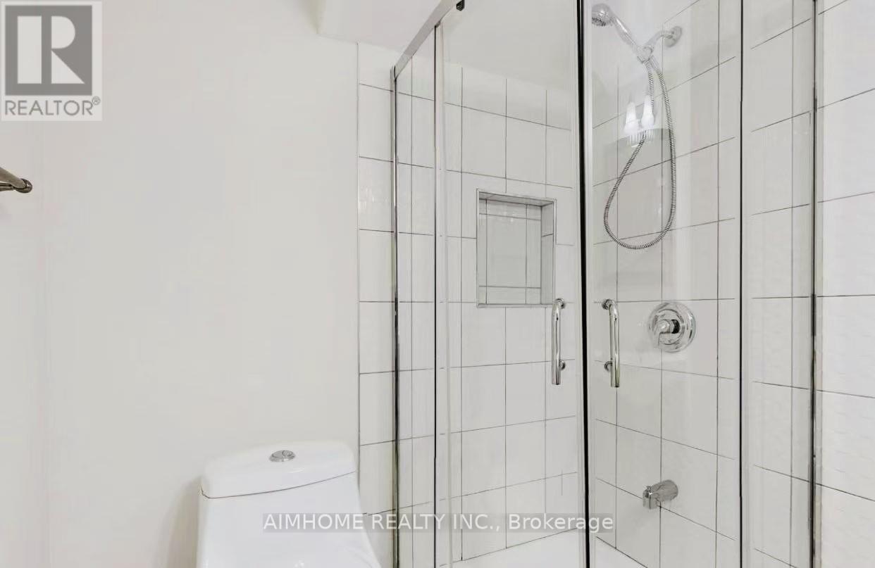 12a Mauro Court, Richmond Hill (Doncrest), Ontario  L4B 3J8 - Photo 36 - N12756380