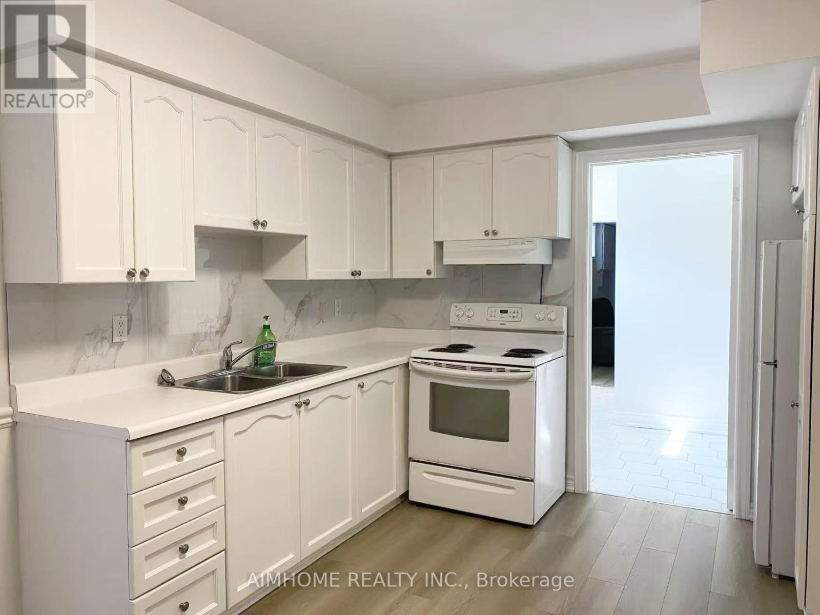 12a Mauro Court, Richmond Hill (Doncrest), Ontario  L4B 3J8 - Photo 37 - N12756380