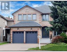 12A MAURO COURT, Richmond Hill, Ontario