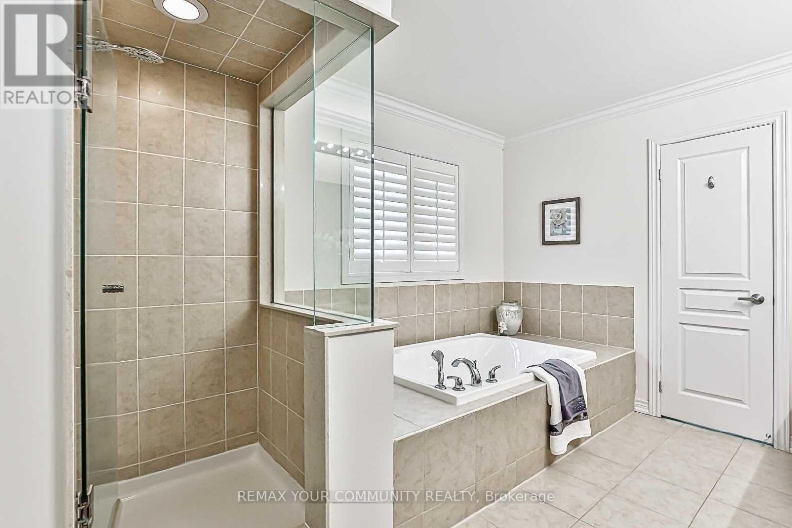 116 Sequin Drive, Richmond Hill, Ontario  L4E 0L8 - Photo 20 - N12756406