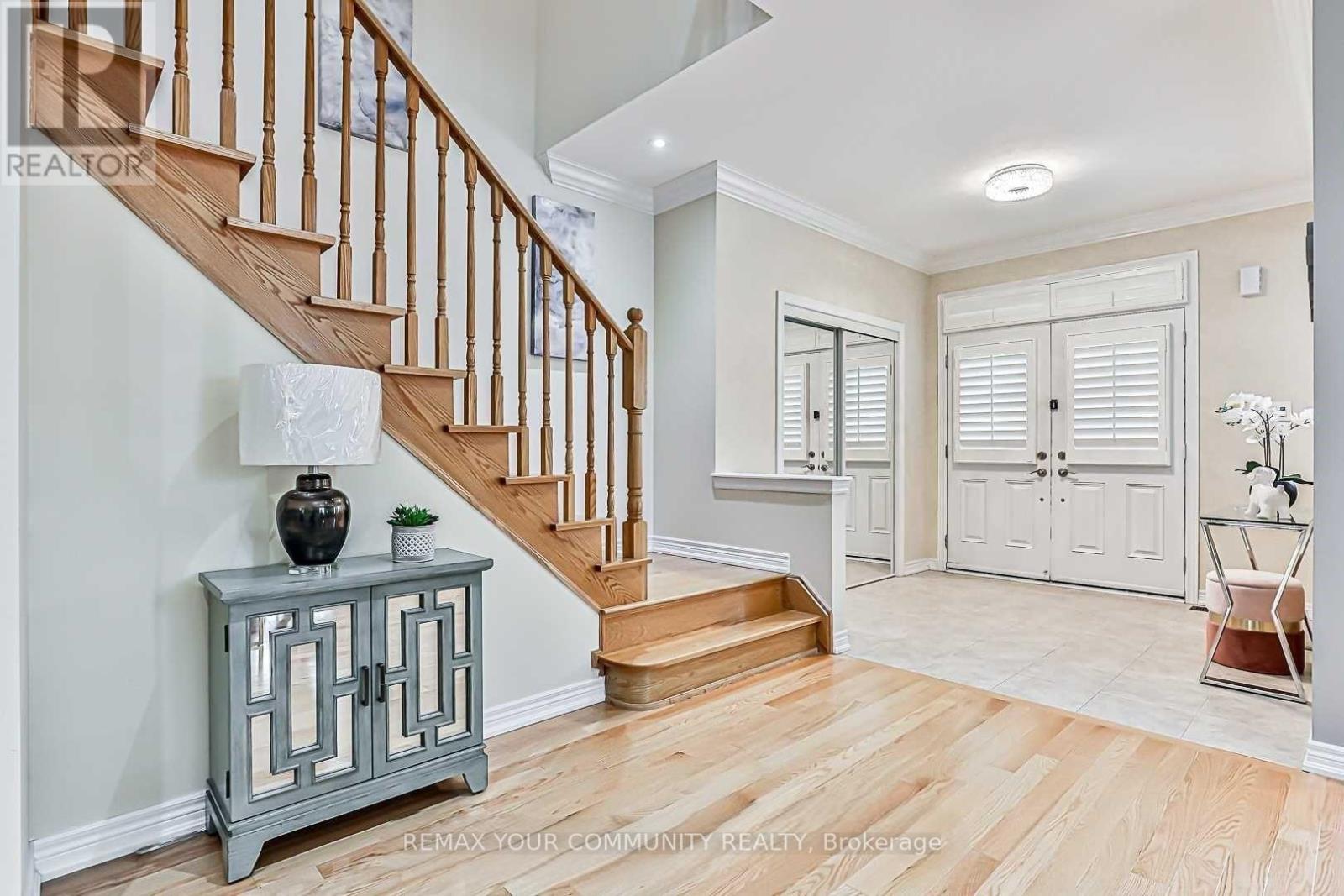 116 Sequin Drive, Richmond Hill, Ontario  L4E 0L8 - Photo 3 - N12756406