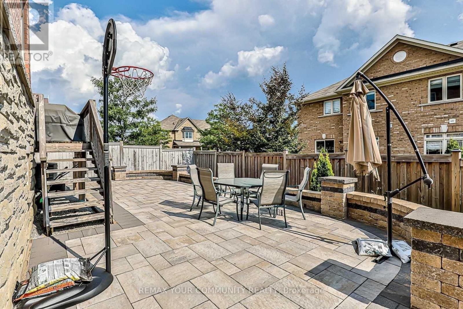 116 Sequin Drive, Richmond Hill, Ontario  L4E 0L8 - Photo 34 - N12756406