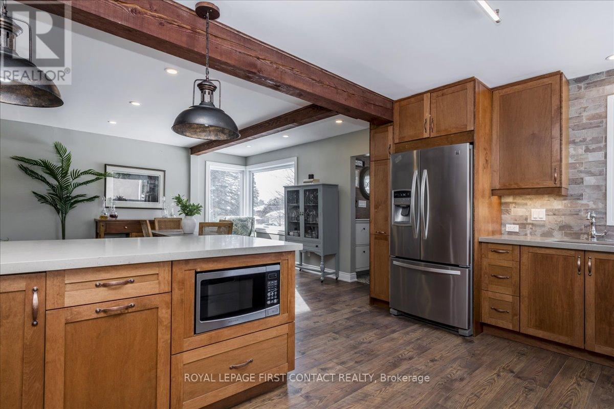 159 Codrington Street, Barrie (Codrington), Ontario  L4M 1R9 - Photo 10 - S12756394