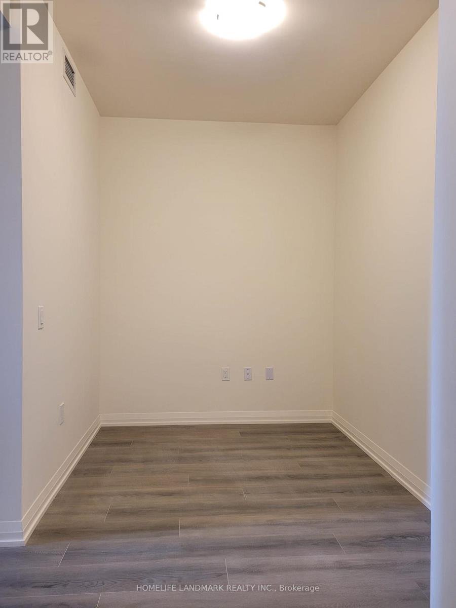 207 - 9000 Jane Street, Vaughan (Vellore Village), Ontario  L4K 0M6 - Photo 12 - N12756426