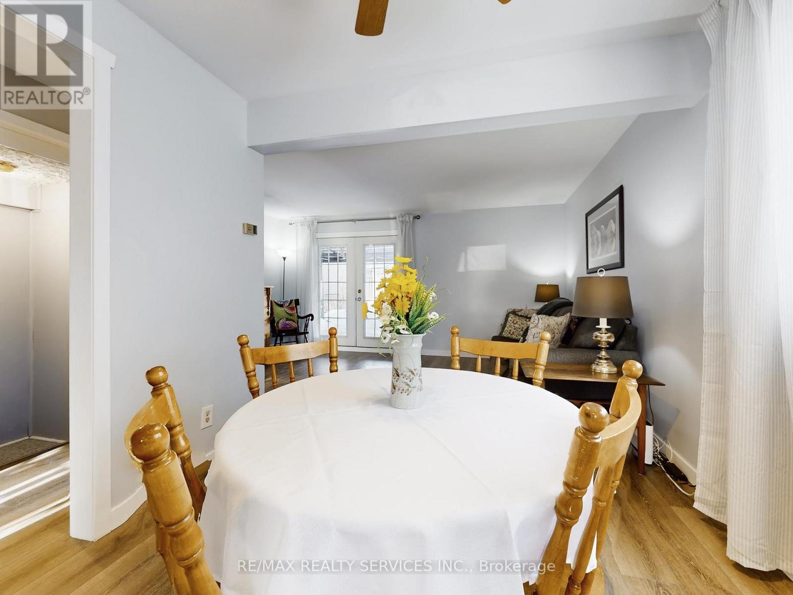 10 Hillbank Trail, Brampton (Central Park), Ontario  L6S 1P6 - Photo 12 - W12756404