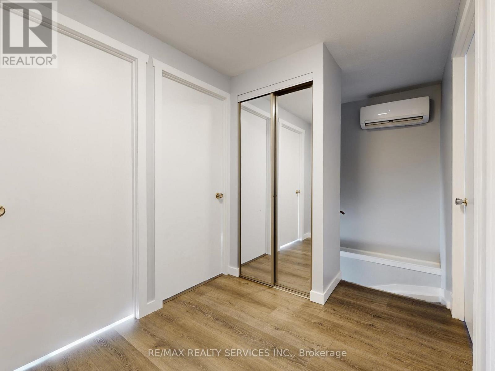 10 Hillbank Trail, Brampton (Central Park), Ontario  L6S 1P6 - Photo 19 - W12756404