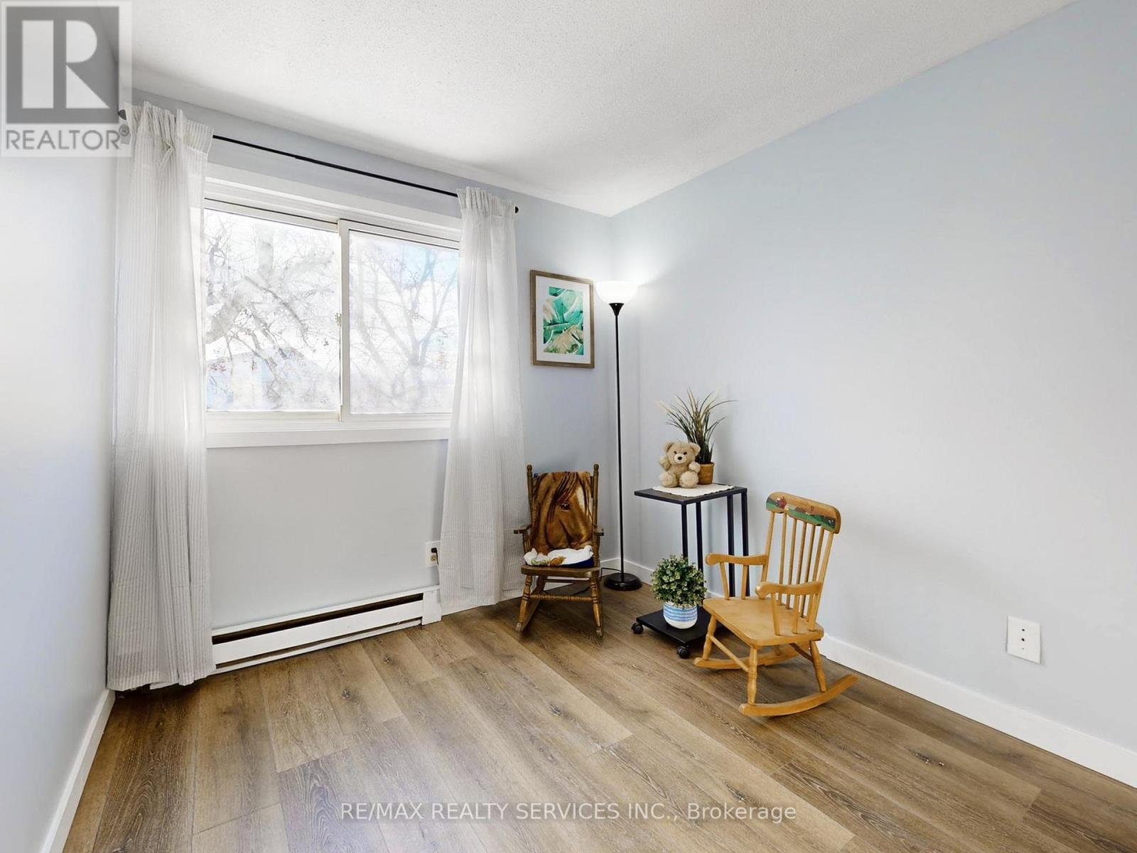 10 Hillbank Trail, Brampton (Central Park), Ontario  L6S 1P6 - Photo 32 - W12756404