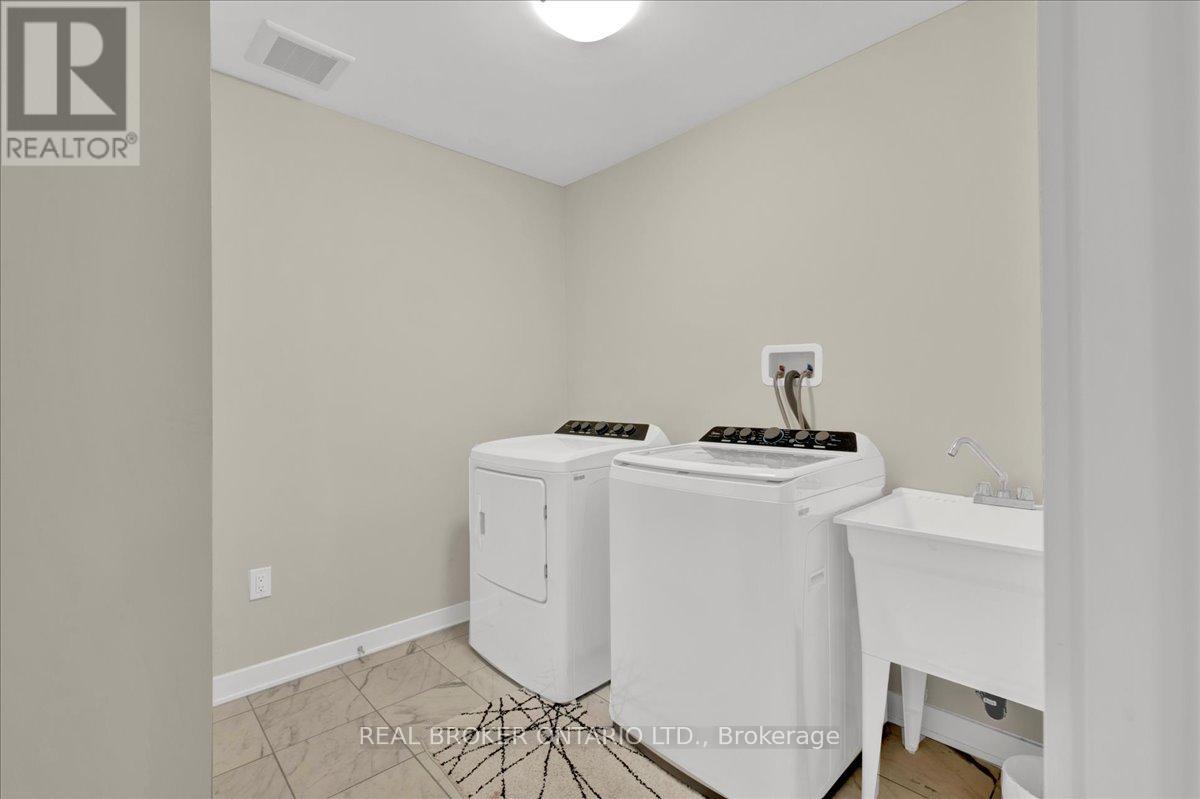 73 Stern Drive, Welland (Dain City), Ontario  L3B 0M3 - Photo 22 - X12756372