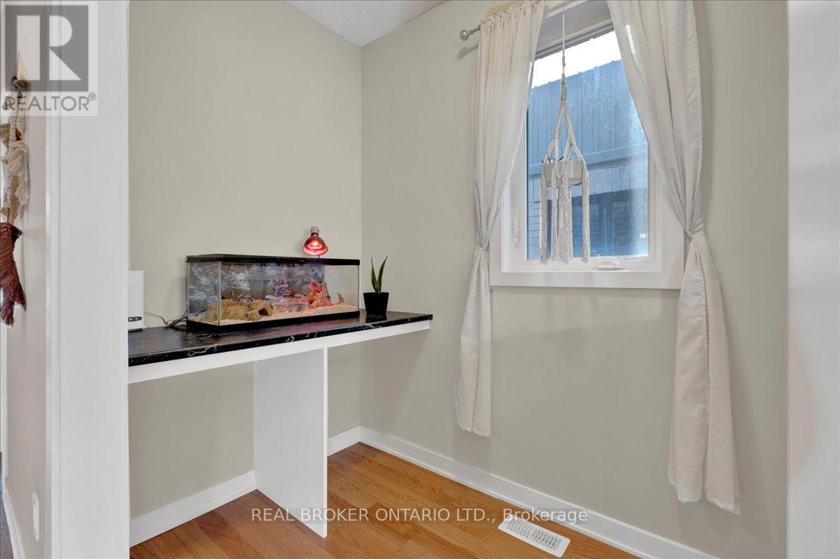 73 Stern Drive, Welland (Dain City), Ontario  L3B 0M3 - Photo 9 - X12756372