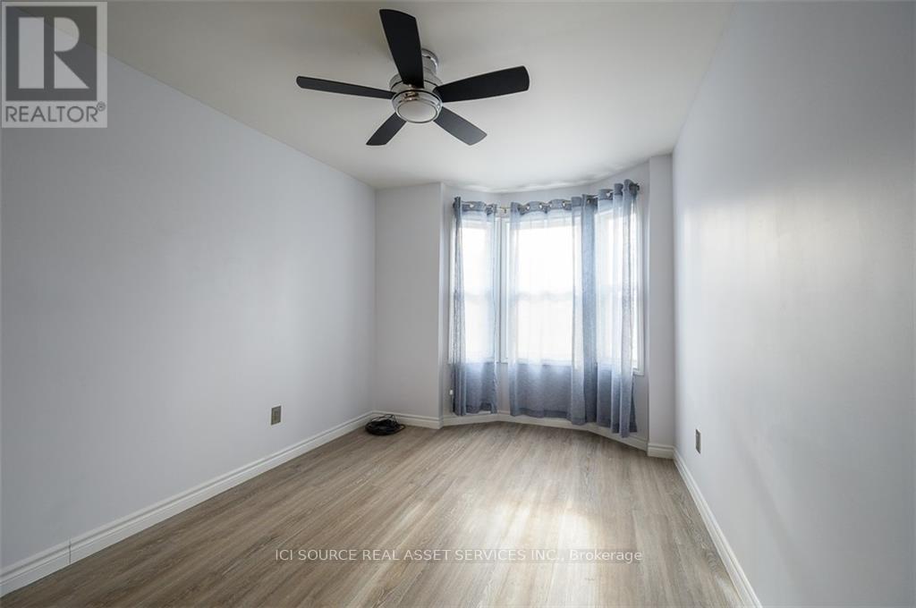 Upper Floor - 103 Macaulay Street E, Hamilton (North End), Ontario  L8L 3X4 - Photo 7 - X12756402