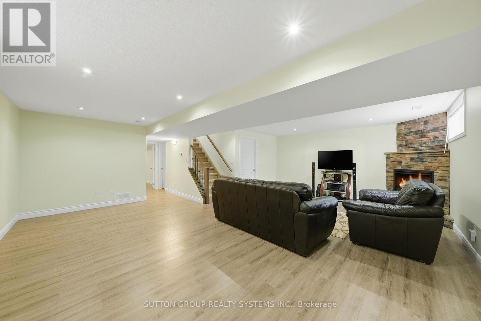 64 Wilkes Street, Brantford, Ontario  N3T 0H7 - Photo 23 - X12756410