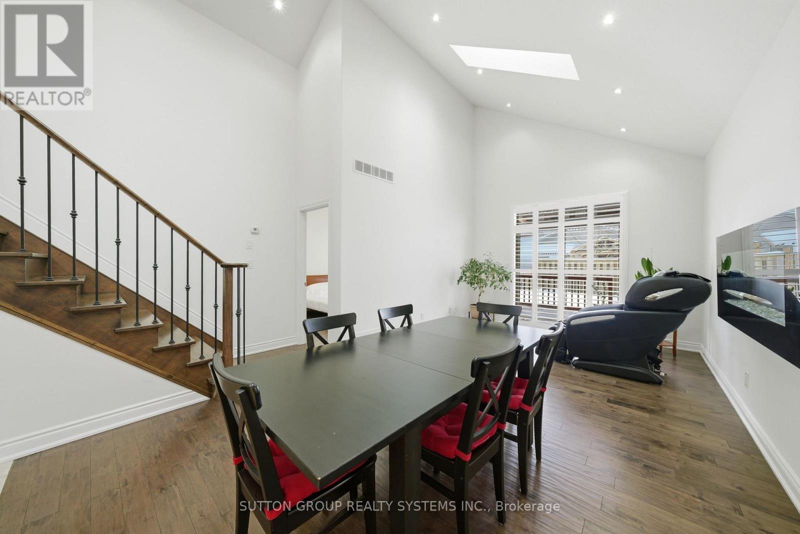 64 Wilkes Street, Brantford, Ontario  N3T 0H7 - Photo 9 - X12756410