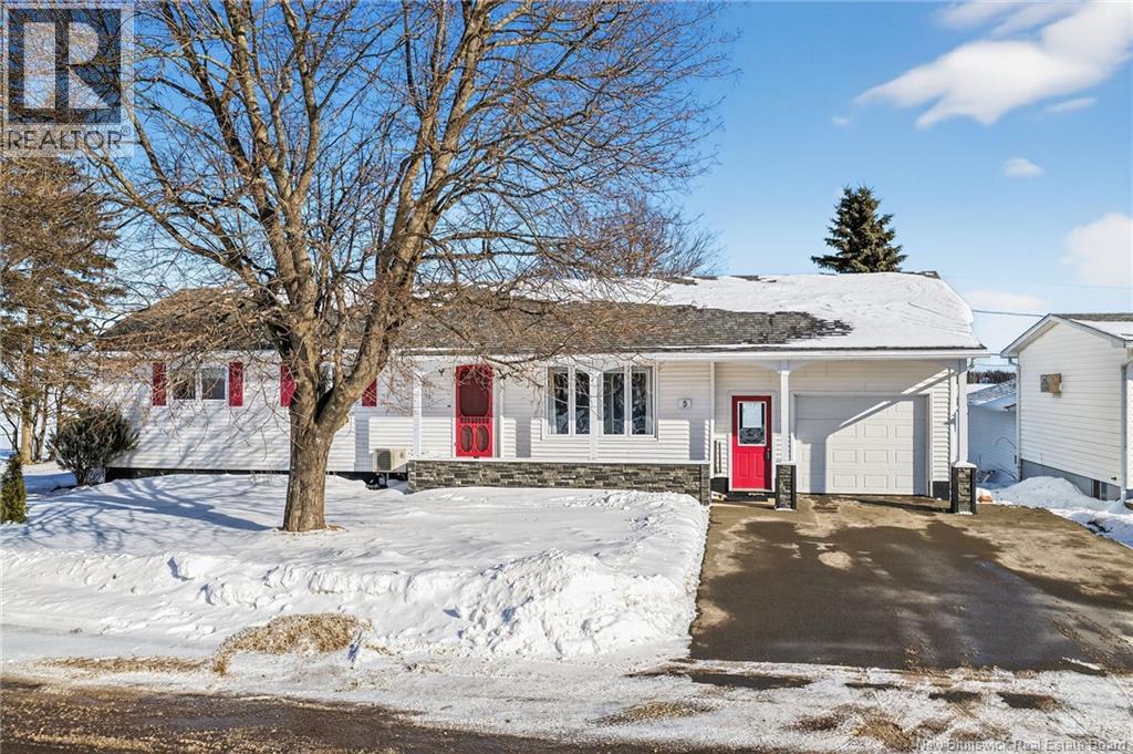 5 Beau Rivage Street, Richibucto, New Brunswick  E4W 3W4 - Photo 2 - NB132847