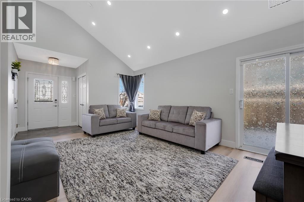 640 Langlaw Drive, Cambridge, Ontario  N1P 1H4 - Photo 10 - 40802673