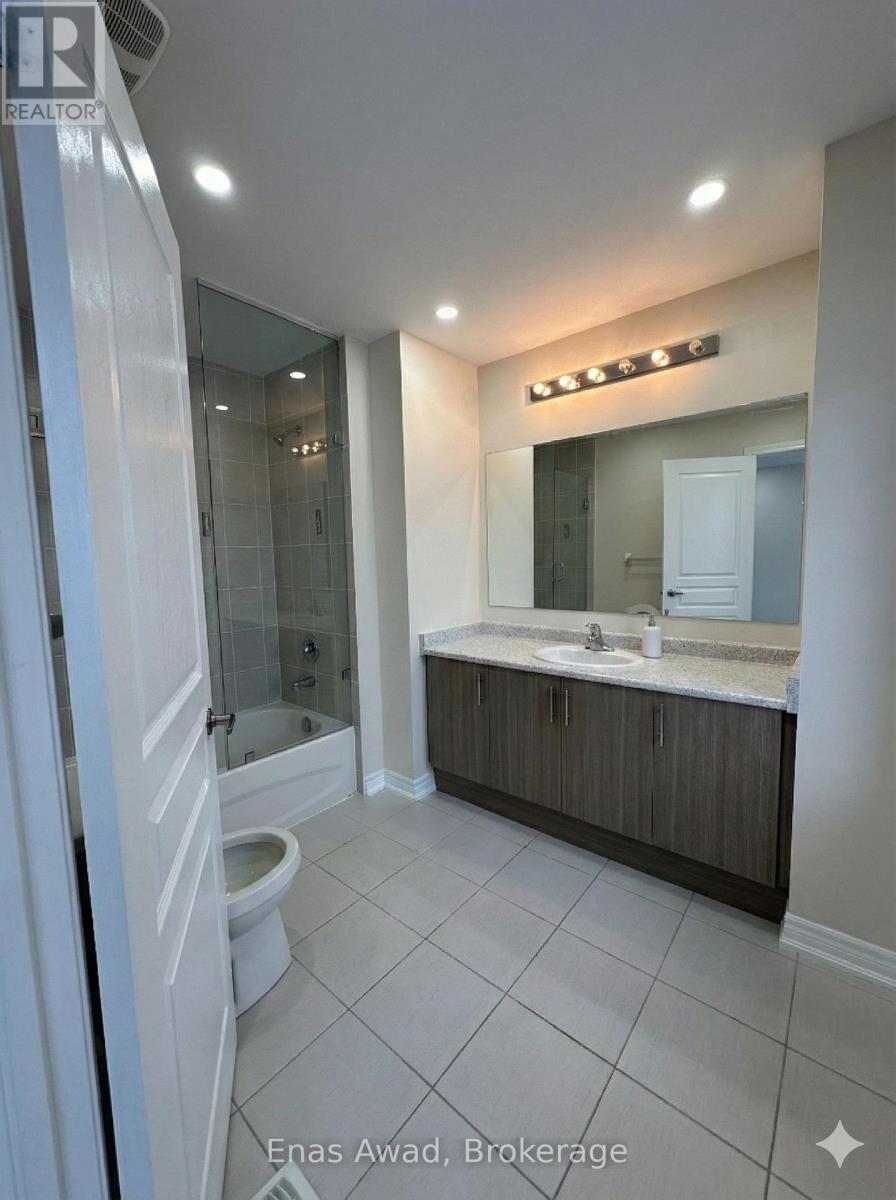 968 Green Street, Innisfil, Ontario  L0L 1W0 - Photo 16 - N12445132