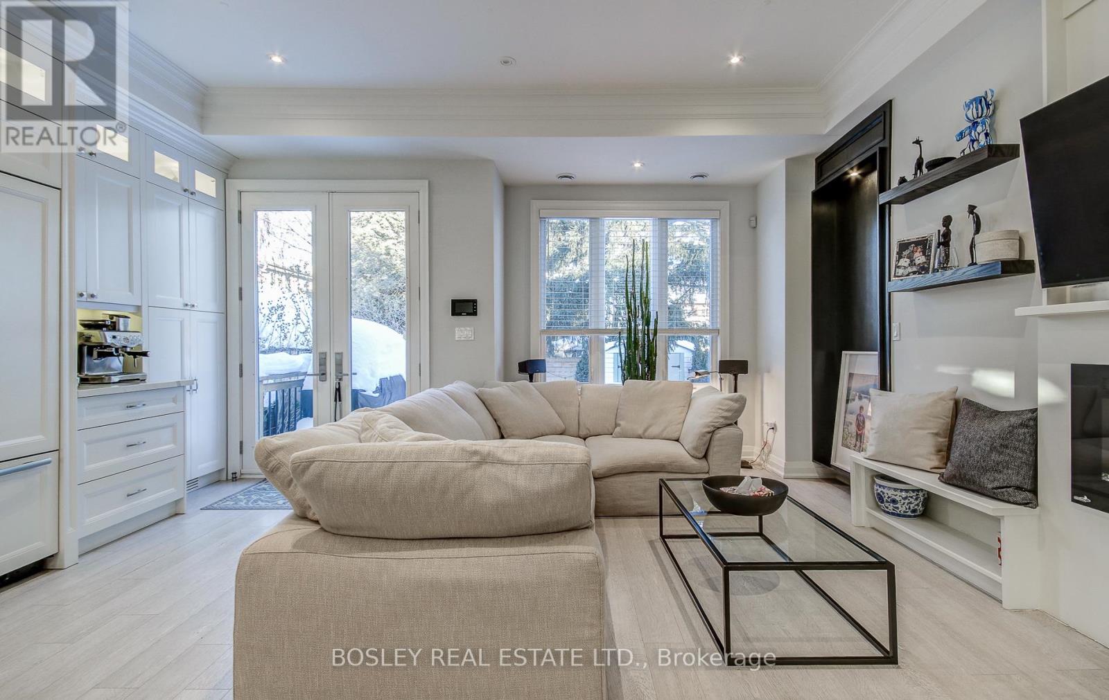 61 Thurston Road, Toronto (Mount Pleasant East), Ontario  M4S 2V8 - Photo 19 - C12756476