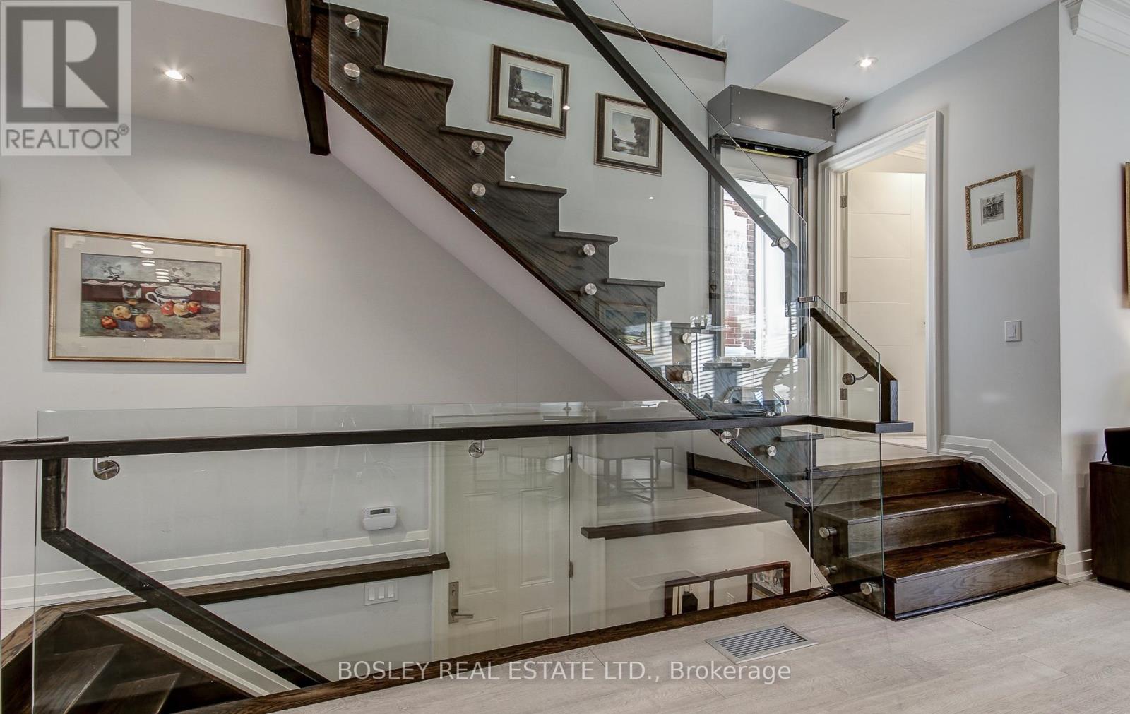 61 Thurston Road, Toronto (Mount Pleasant East), Ontario  M4S 2V8 - Photo 24 - C12756476