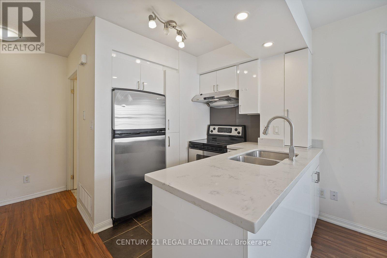 1505 - 5 Everson Drive, Toronto (Willowdale East), Ontario  M2N 7C3 - Photo 2 - C12756478