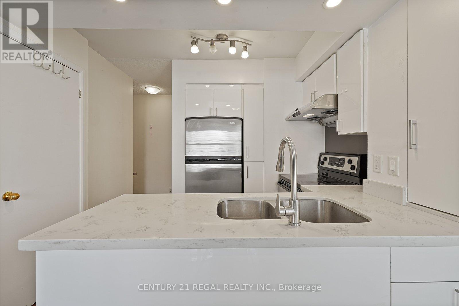 1505 - 5 Everson Drive, Toronto (Willowdale East), Ontario  M2N 7C3 - Photo 8 - C12756478