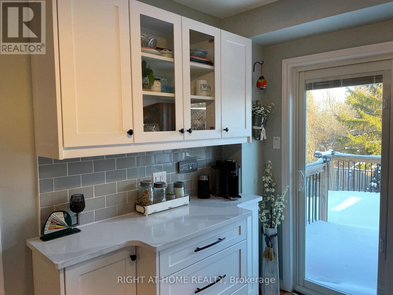 19 South Balsam Street S, Uxbridge, Ontario  L9P 1E9 - Photo 3 - N12756448