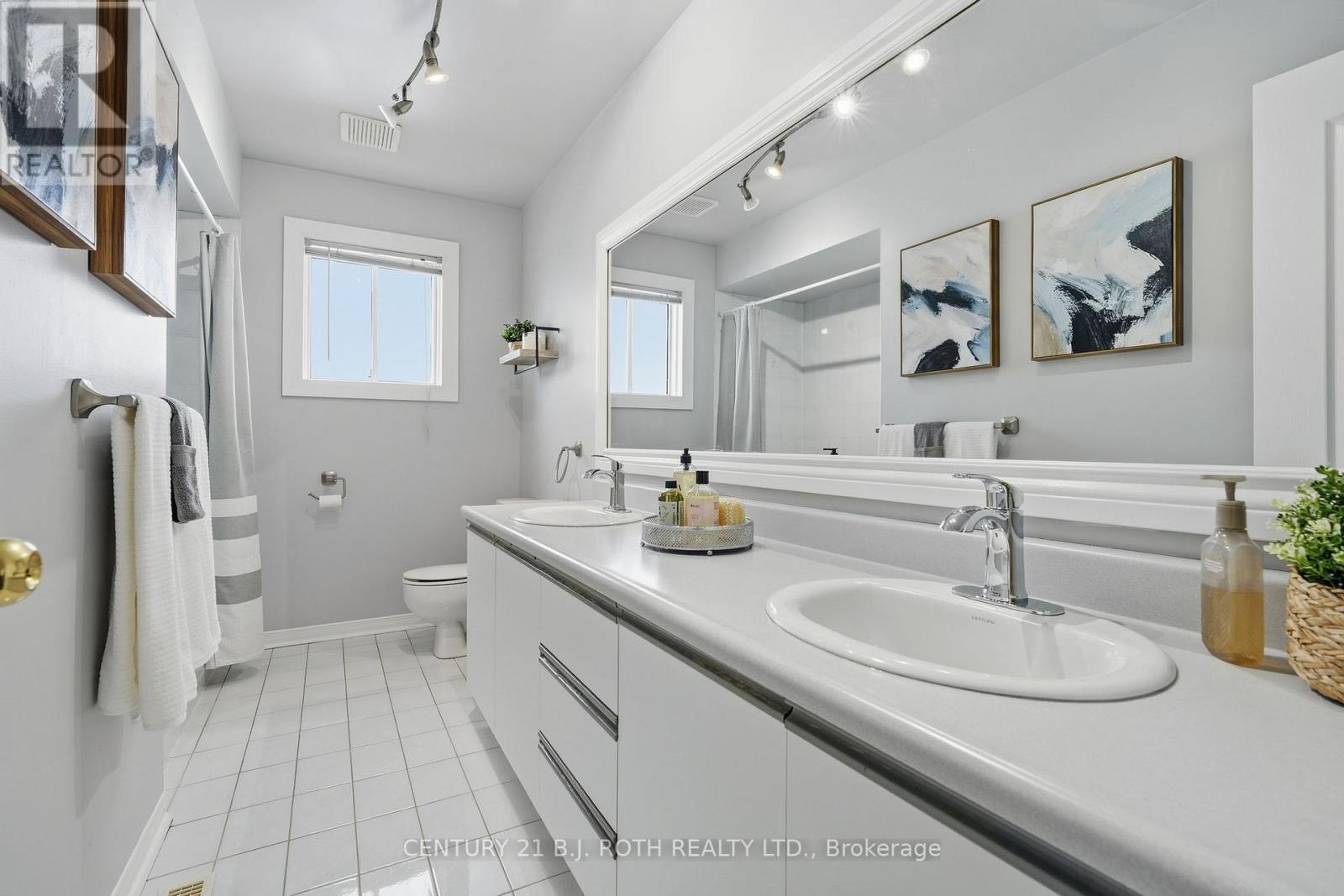 79 Brown Street, Barrie (Holly), Ontario  L4N 7V6 - Photo 29 - S12756458