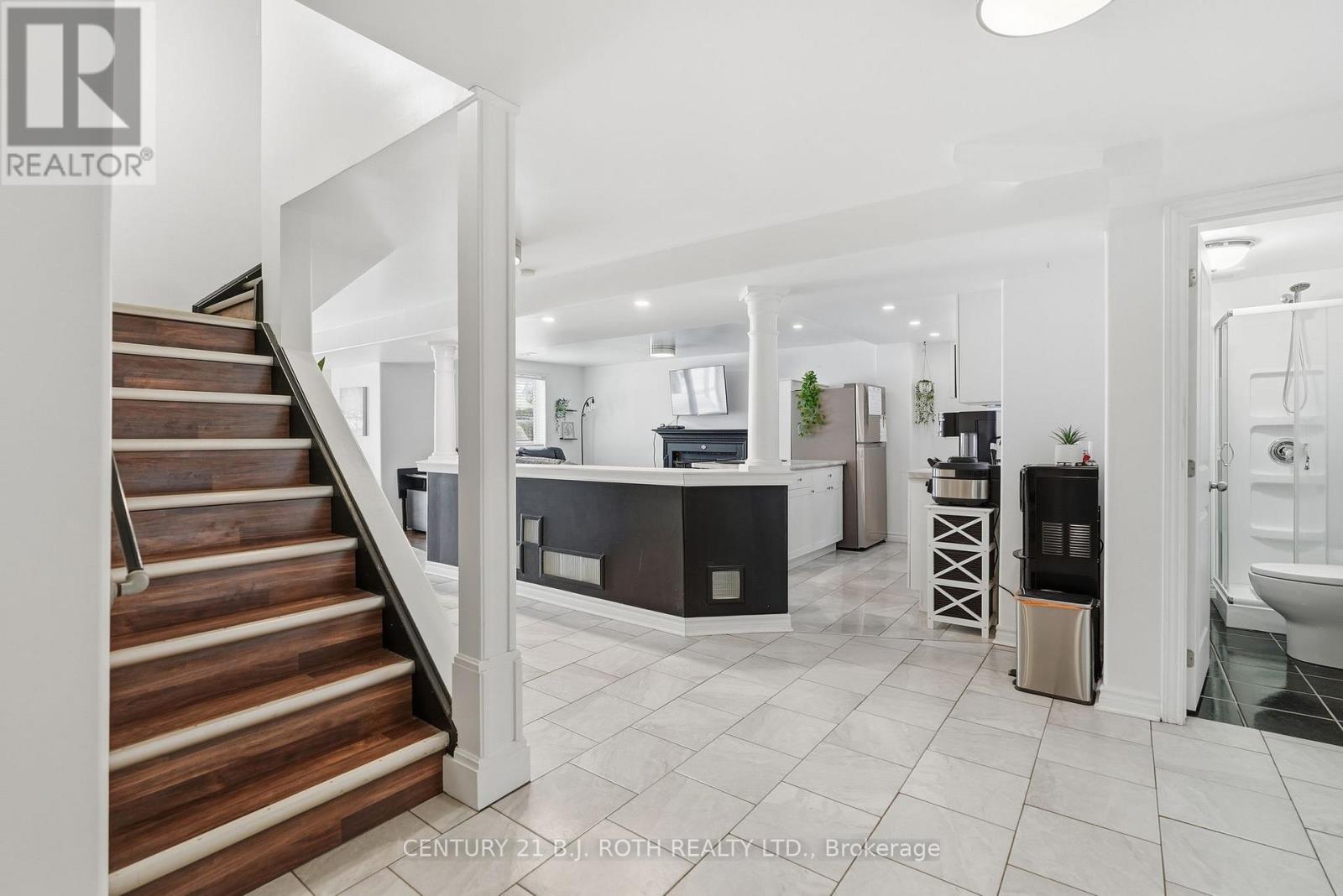 79 Brown Street, Barrie (Holly), Ontario  L4N 7V6 - Photo 33 - S12756458