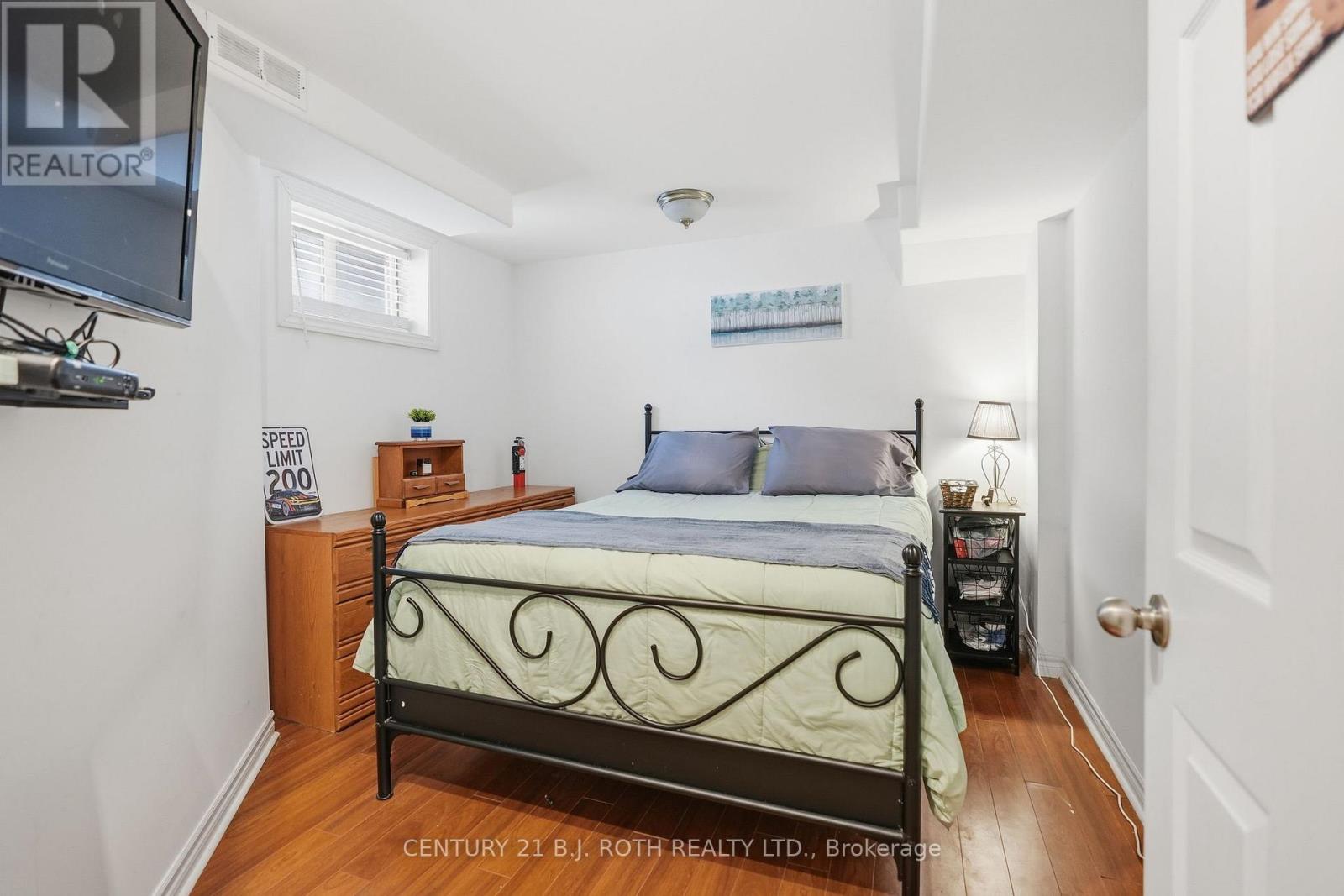 79 Brown Street, Barrie (Holly), Ontario  L4N 7V6 - Photo 40 - S12756458