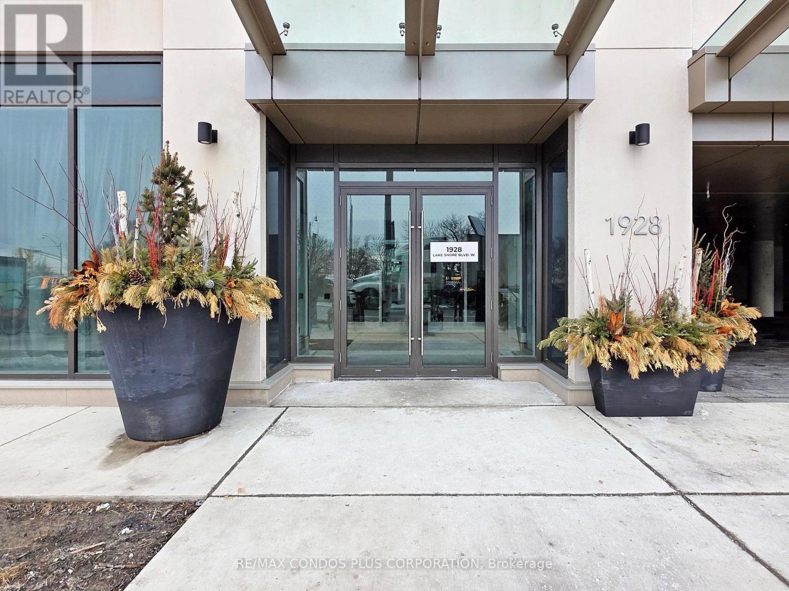 4001 - 1928 Lake Shore Boulevard W, Toronto (South Parkdale), Ontario  M6S 0B1 - Photo 3 - W12756436