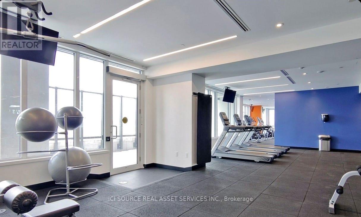 2715 - 1926 Lake Shore Boulevard W, Toronto (South Parkdale), Ontario  M6S 1A1 - Photo 24 - W12756452