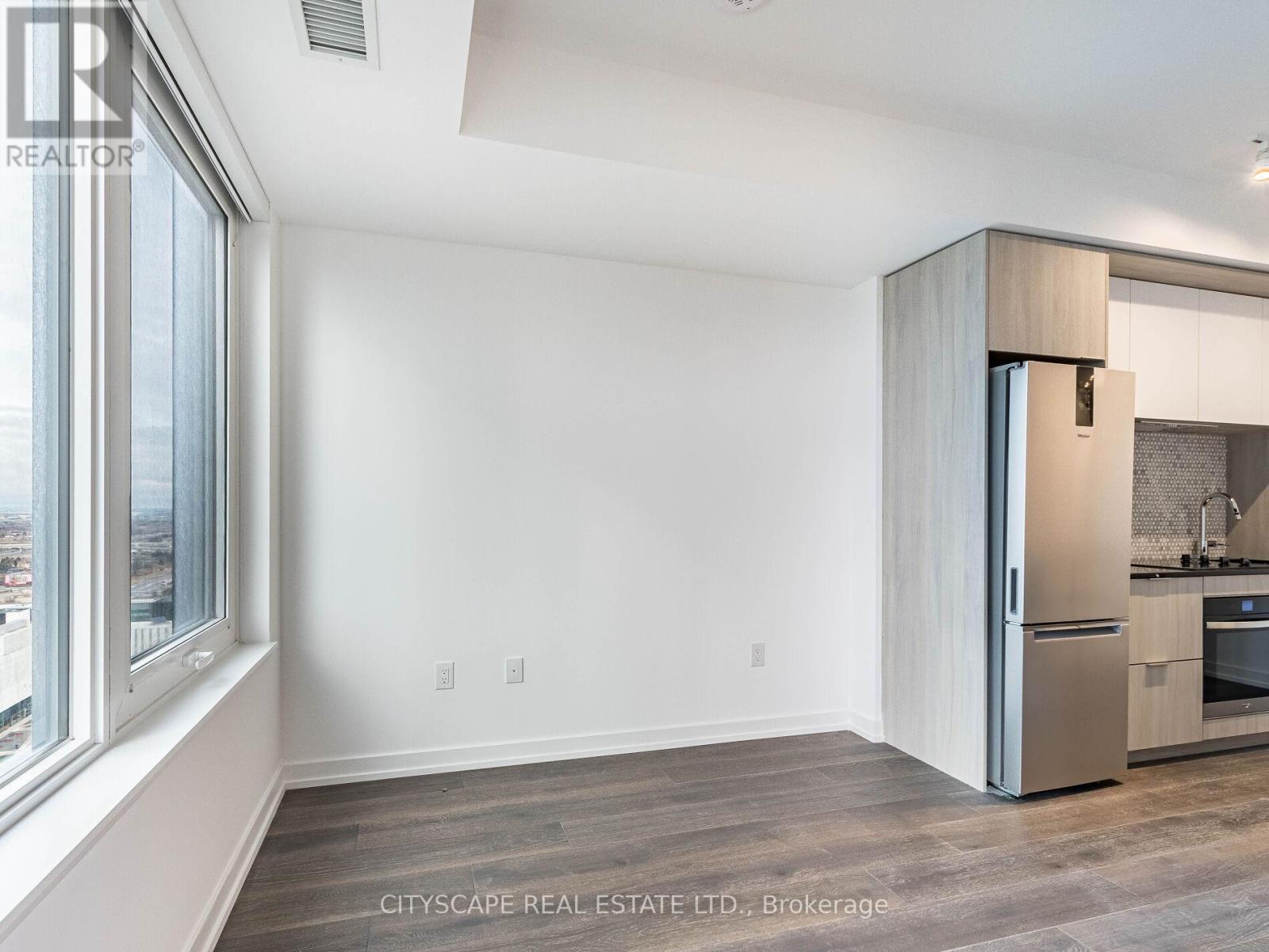 2002 - 395 Square One Drive, Mississauga (City Centre), Ontario  L5B 0P6 - Photo 13 - W12756462