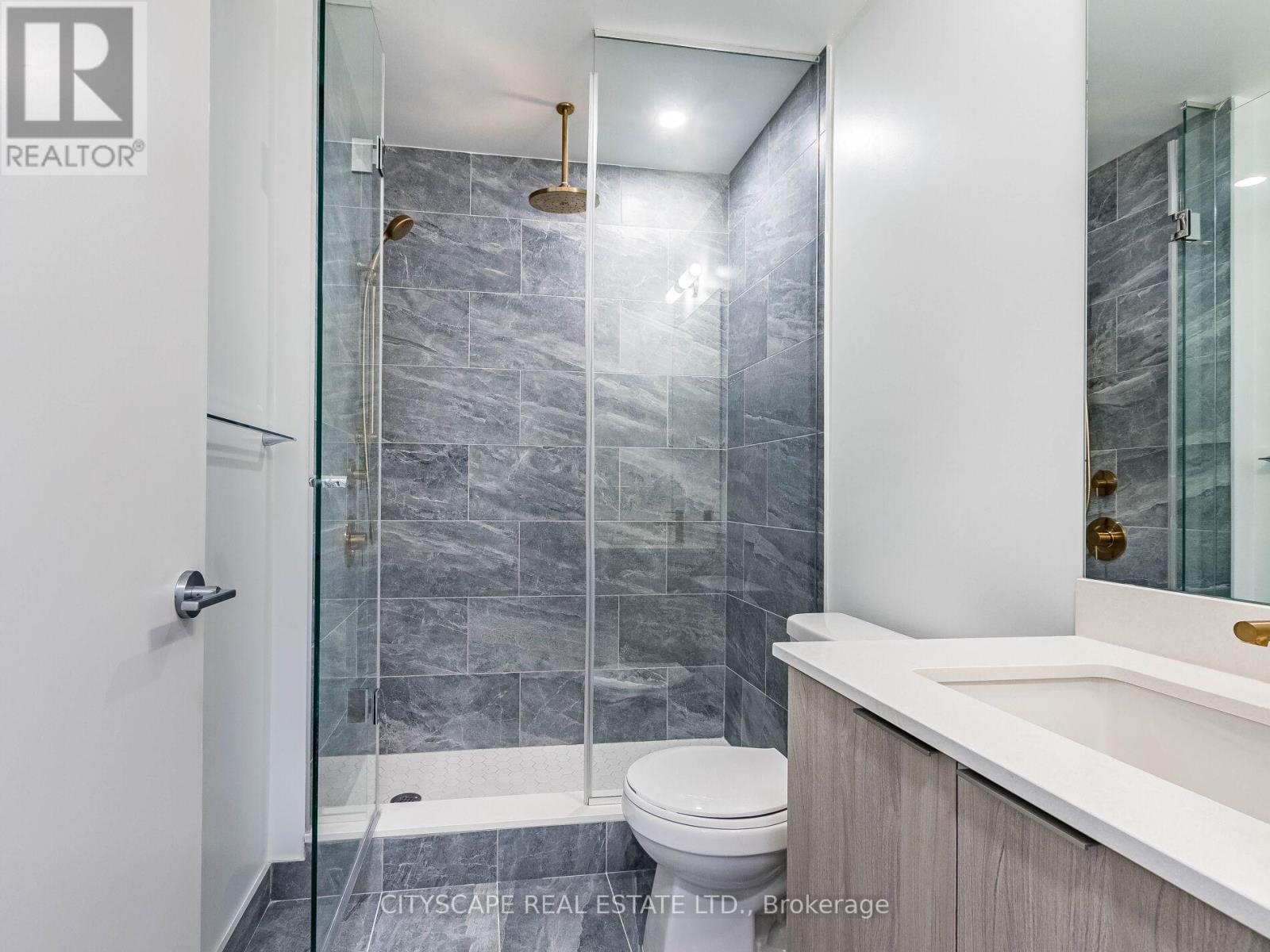 2002 - 395 Square One Drive, Mississauga (City Centre), Ontario  L5B 0P6 - Photo 17 - W12756462