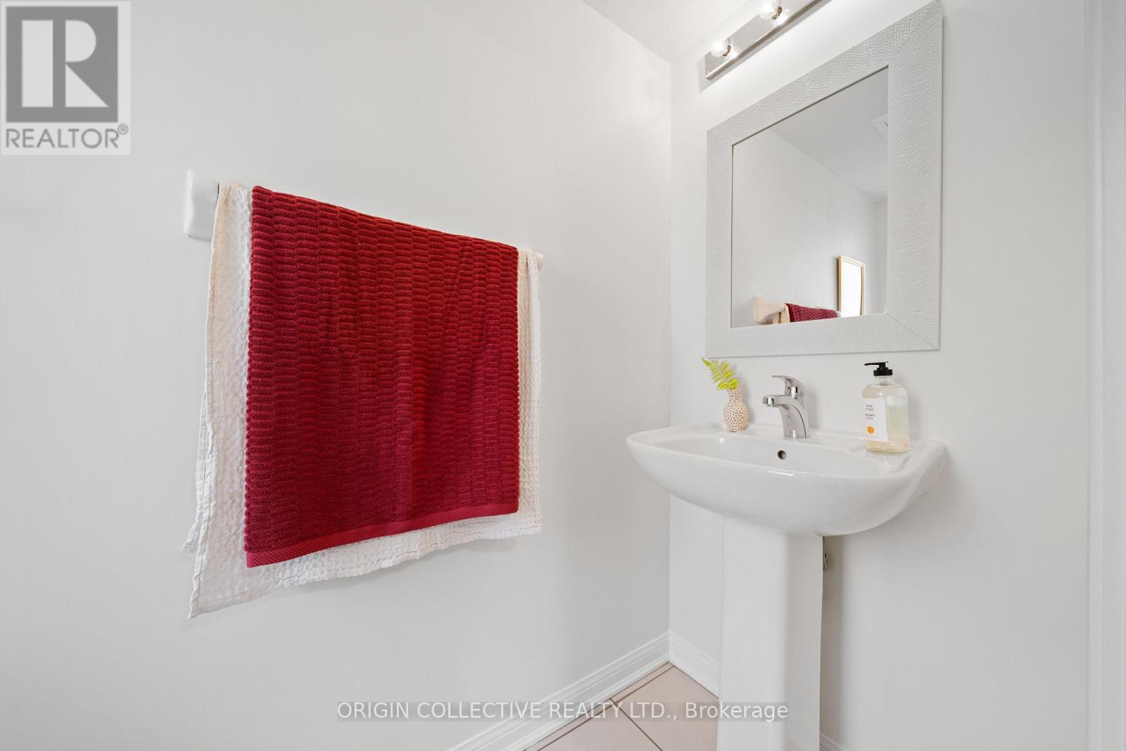 229 - 11 Foundry Avenue, Toronto (Dovercourt-Wallace Emerson-Junction), Ontario  M6H 0B7 - Photo 8 - W12756468