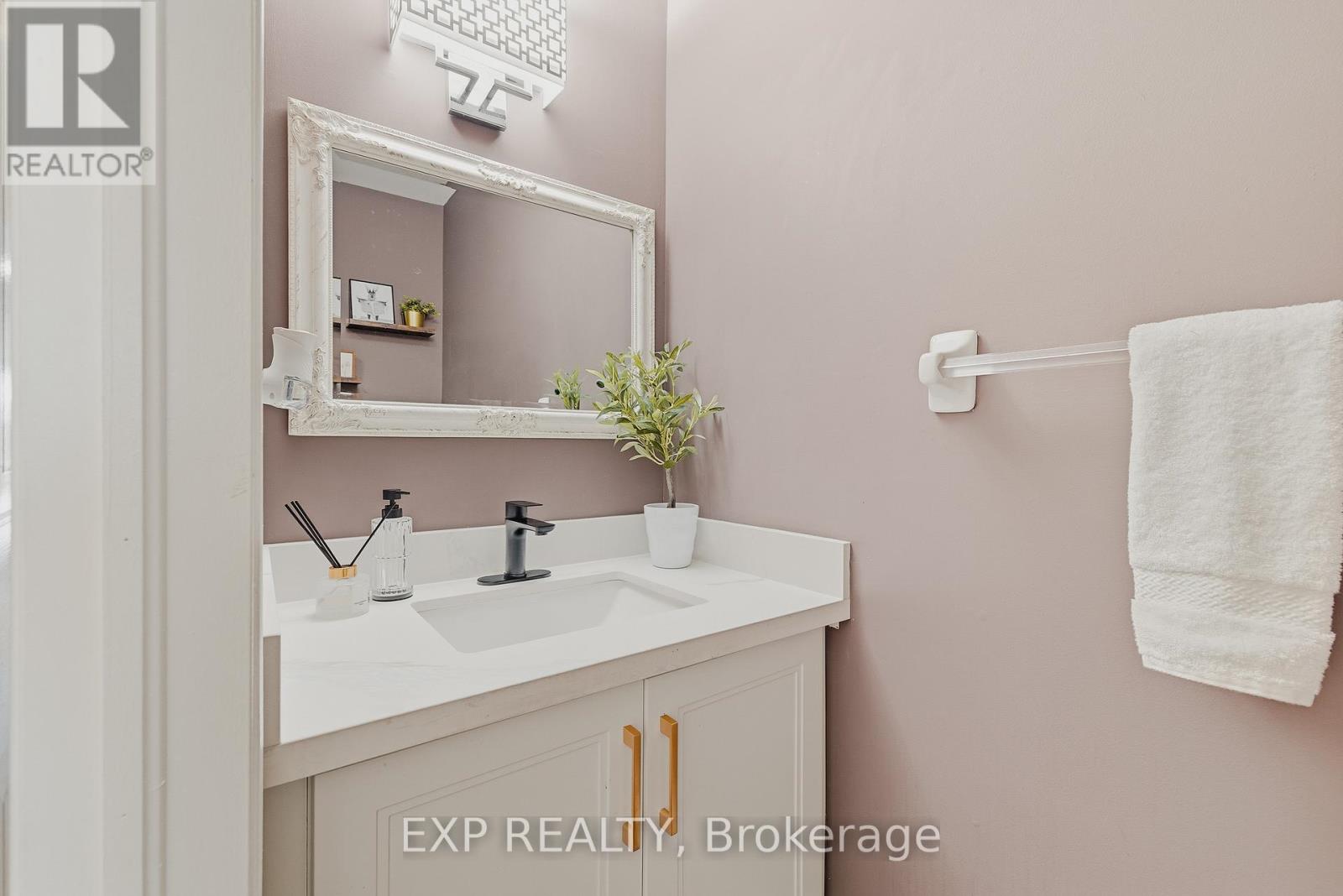 279 Highbrook Crescent, Kitchener, Ontario  N2E 3S6 - Photo 15 - X12756456