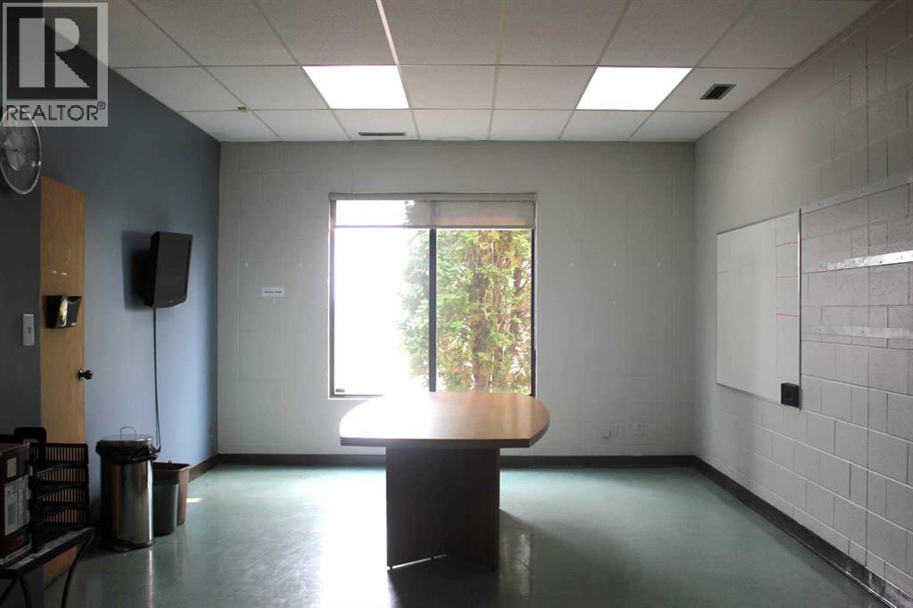 1954 10 Avenue Nw, Medicine Hat, Alberta  T1A 7J5 - Photo 5 - A2227924