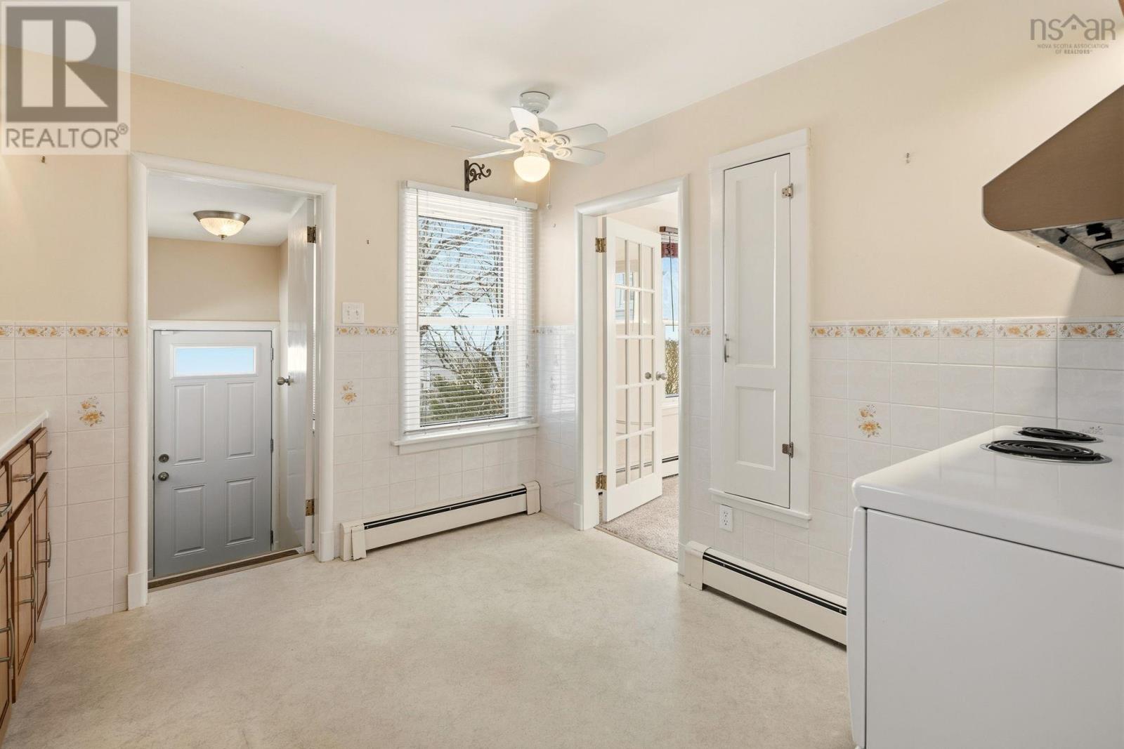 3691 Leaman Street, Halifax, Nova Scotia  B3K 4A2 - Photo 10 - 202602059