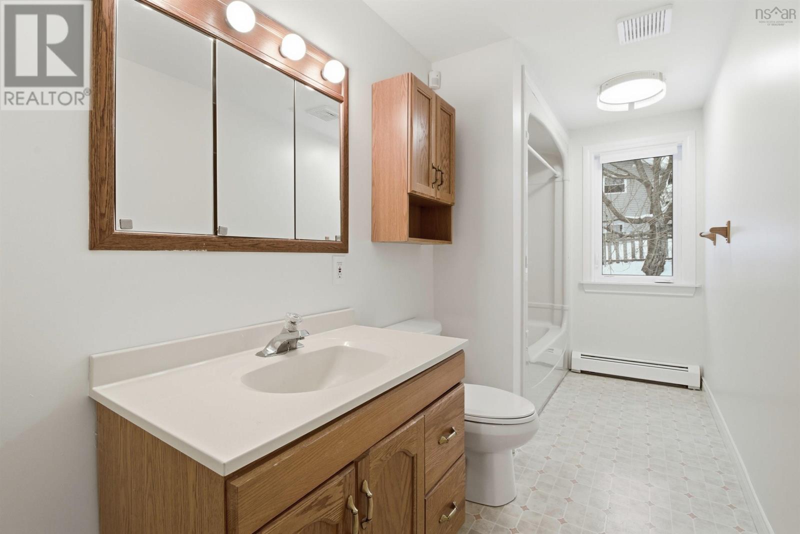 82 Rufus Avenue, Halifax, Nova Scotia  B3N 2L9 - Photo 13 - 202602069