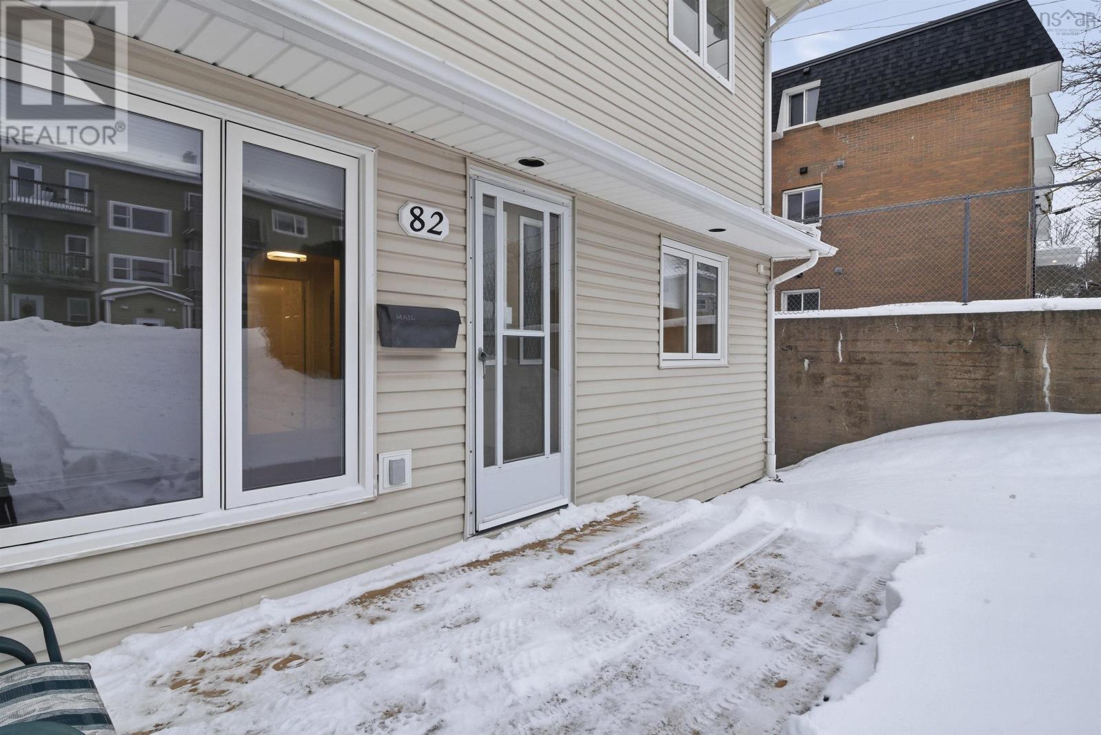 82 Rufus Avenue, Halifax, Nova Scotia  B3N 2L9 - Photo 3 - 202602069