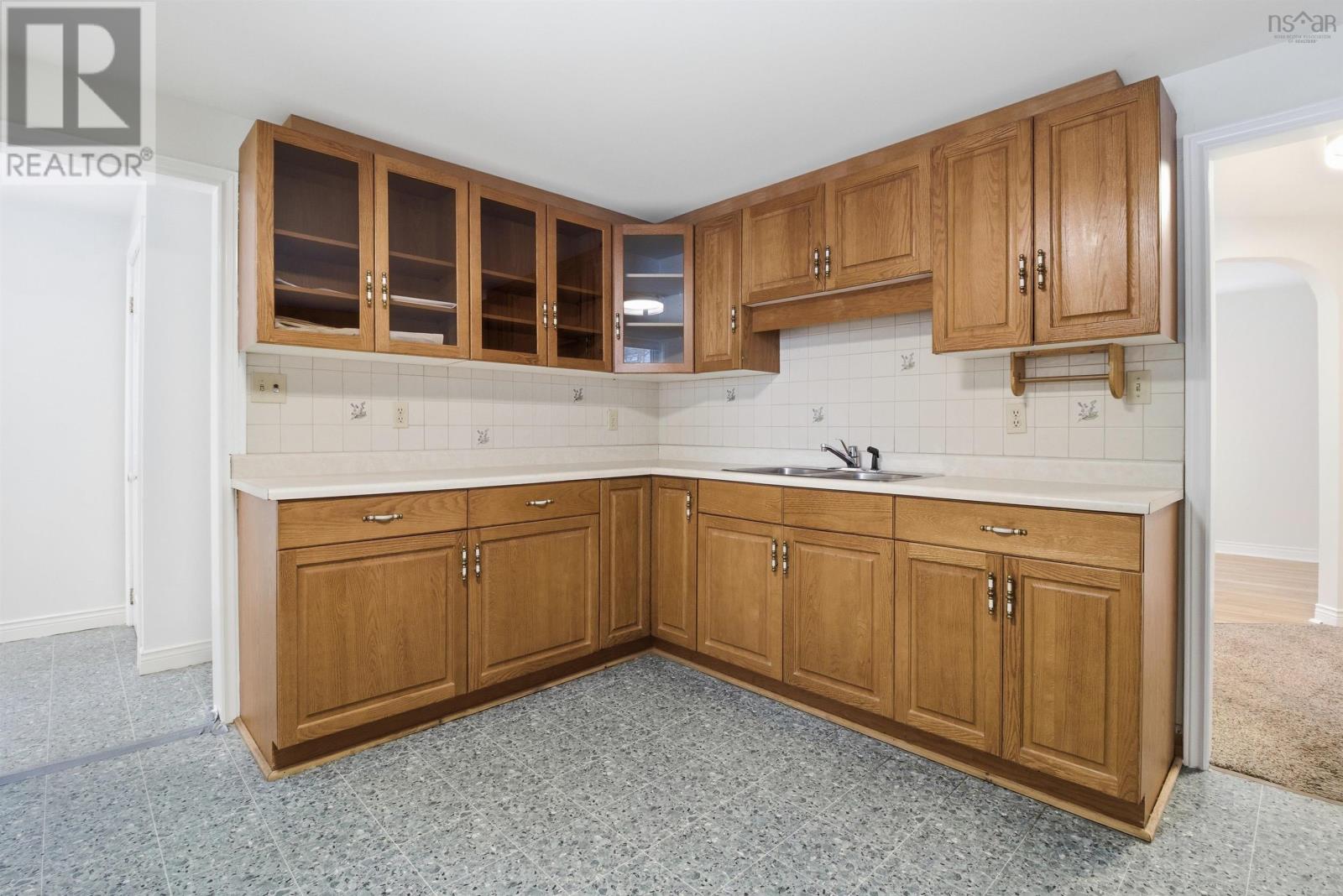 82 Rufus Avenue, Halifax, Nova Scotia  B3N 2L9 - Photo 8 - 202602069