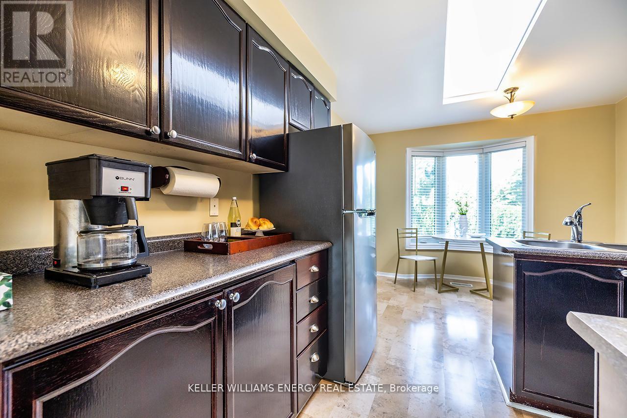 623 Dunrobin Court, Oshawa (Mclaughlin), Ontario  L1J 7P2 - Photo 12 - E12756494