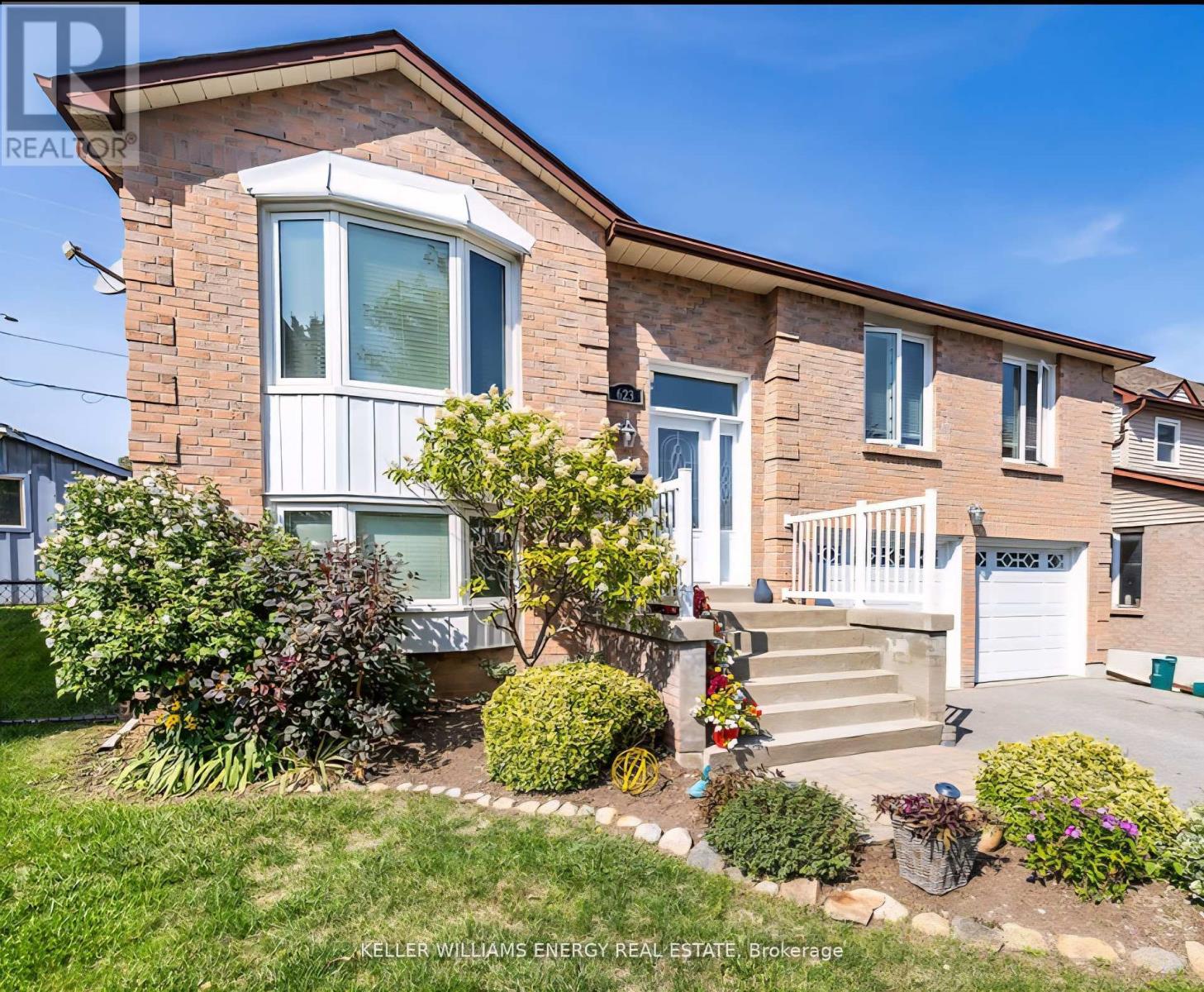 623 Dunrobin Court, Oshawa (Mclaughlin), Ontario  L1J 7P2 - Photo 3 - E12756494