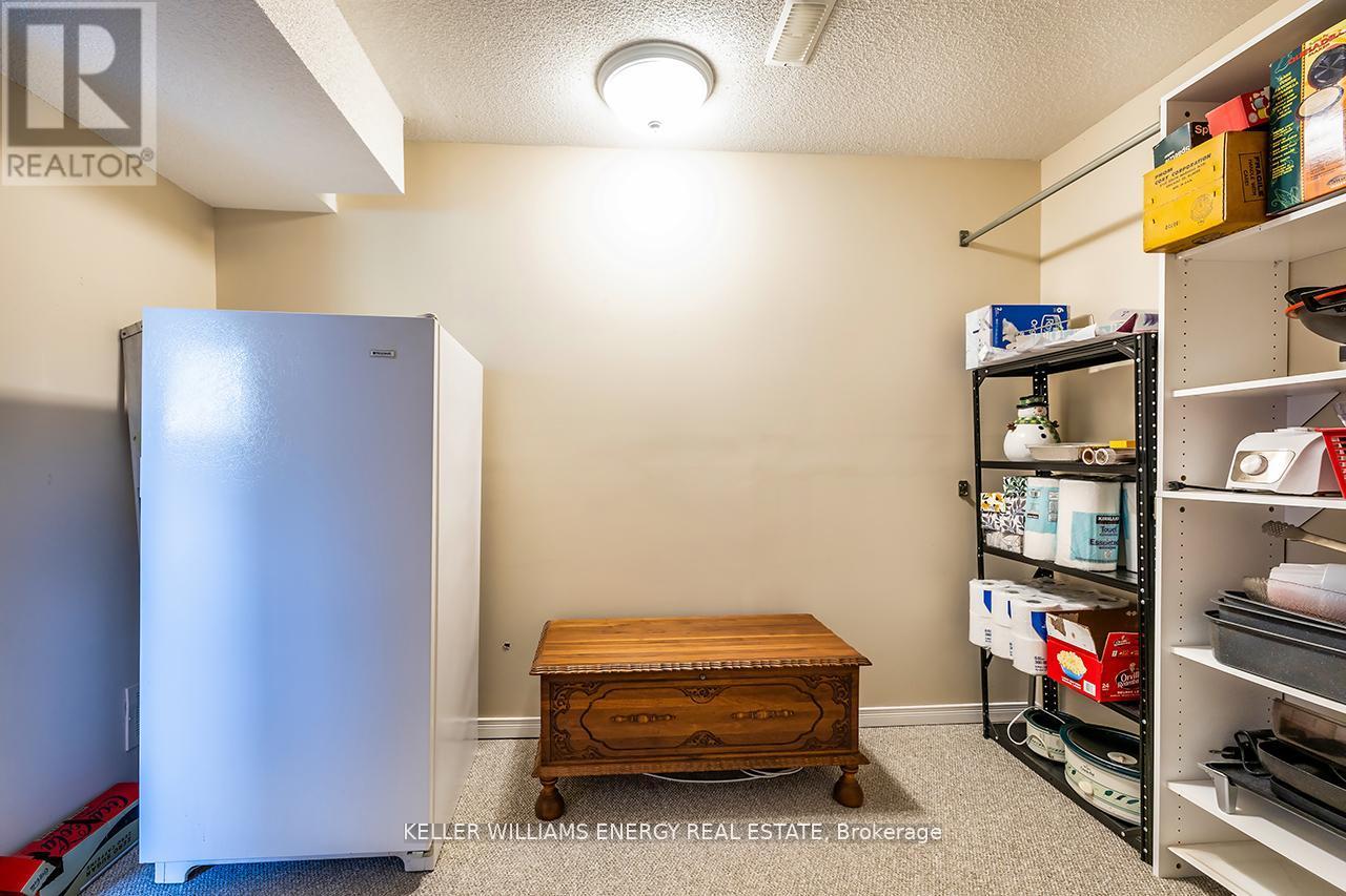 623 Dunrobin Court, Oshawa (Mclaughlin), Ontario  L1J 7P2 - Photo 36 - E12756494