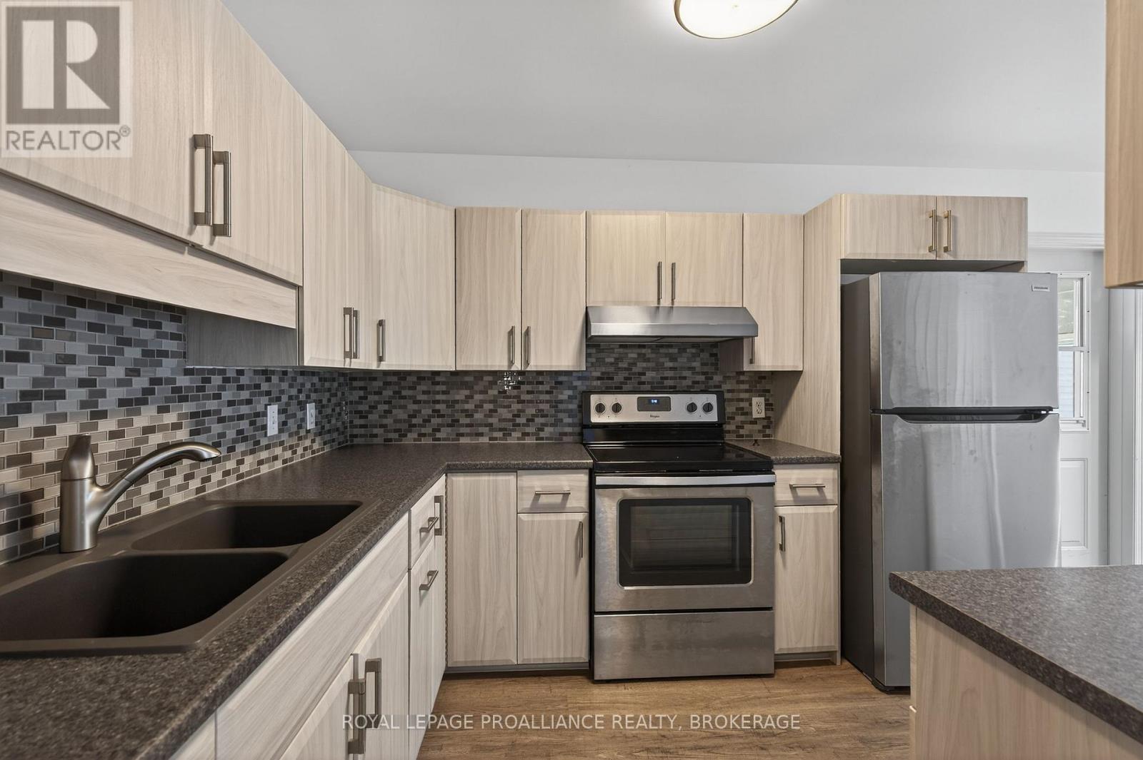 3961 Waterfall Lane, Frontenac (Frontenac South), Ontario  K0H 1W0 - Photo 33 - X12756482